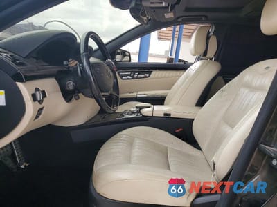 Zdjęcie 7 z 12 samochodu: 2011 MERCEDES-BENZ S 550 VIN:WDDNG7BB3BA410271 - miniatura