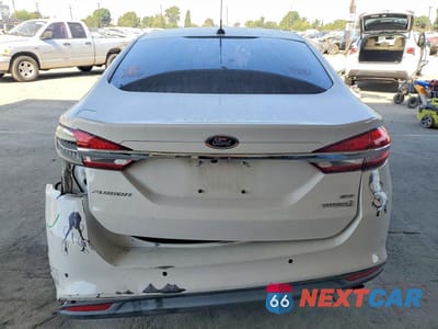 Zdjęcie 6 z 12 samochodu: 2017 FORD FUSION SE HYBRID VIN:3FA6P0LU8HR302030 - miniatura