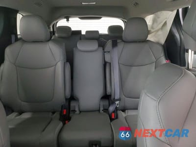 Zdjęcie 10 z 13 samochodu: 2025 TOYOTA SIENNA XLE 8-PASSENGER VIN:5TDYRKEC1SS262276 - miniatura