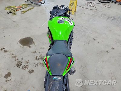 Zdjęcie 6 z 10 samochodu: 2024 KAWASAKI ZX636 K VIN:JKBZXJK14RA000594 - miniatura