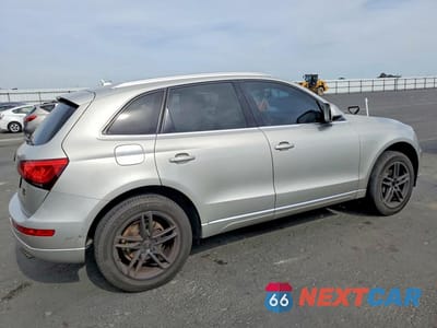 Trzecie zdjęcie samochodu z tyłu: 2014 AUDI Q5 PREMIUM PLUS VIN:WA1LFAFP1EA130922 - miniatura
