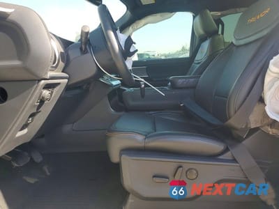 Zdjęcie 7 z 13 samochodu: 2025 FORD EXPEDITION TREMOR VIN:1FMJU1RG9SEA49830 - miniatura