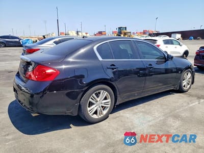 Trzecie zdjęcie samochodu z tyłu: 2015 INFINITI Q40 BASE VIN:JN1CV6AP3FM502342 - miniatura