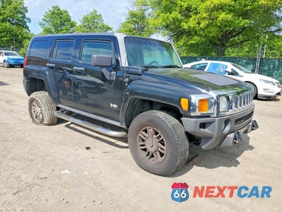 Czwarte zdjęcie samochodu z boku: 2007 HUMMER H3 VIN:5GTDN13E078101088 - miniatura
