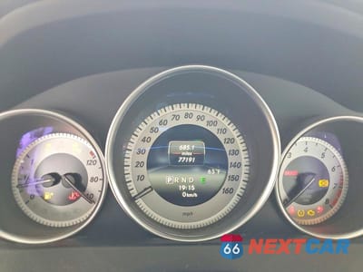 Zdjęcie 9 z 12 samochodu: 2014 MERCEDES-BENZ C 250 VIN:WDDGF4HB5EA964529 - miniatura