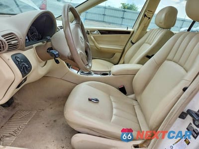 Zdjęcie 7 z 12 samochodu: 2007 MERCEDES-BENZ C 280 VIN:WDBRF54H17F885429 - miniatura
