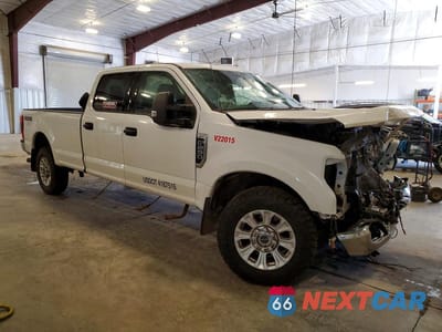 Czwarte zdjęcie samochodu z boku: 2022 FORD F250 SUPER DUTY VIN:1FT7W2BN9NEE24904 - miniatura