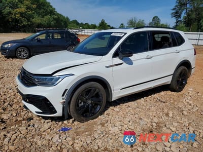 2024 VOLKSWAGEN TIGUAN SE R-LINE BLACK 3VV8B7AX9RM109683 - główne zdjęcie licytacji z USA - miniatura