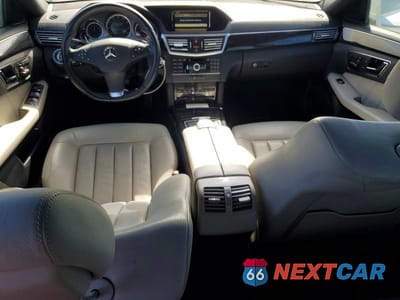 Zdjęcie 8 z 12 samochodu: 2010 MERCEDES-BENZ E 550 VIN:WDDHF7CB9AA067706 - miniatura