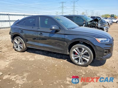 Czwarte zdjęcie samochodu z boku: 2024 AUDI Q5 SPORTBACK PRM PLS 45 VIN:WA15AAFY1R2004057 - miniatura