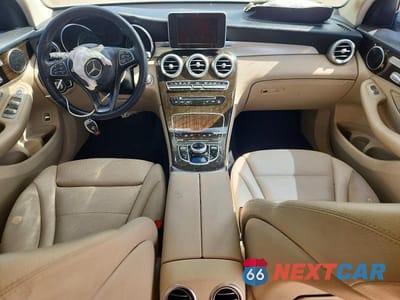 Zdjęcie 8 z 12 samochodu: 2019 MERCEDES-BENZ GLC 300 VIN:WDC0G4JB1KV167664 - miniatura