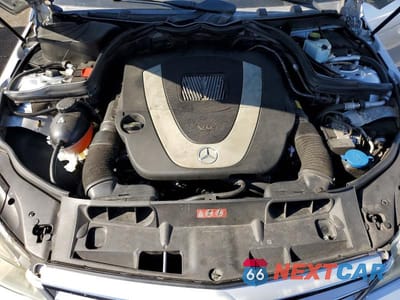 Zdjęcie 11 z 12 samochodu: 2008 MERCEDES-BENZ C 300 VIN:WDDGF54X08R026614 - miniatura