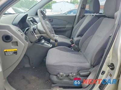Zdjęcie 7 z 13 samochodu: 2006 HYUNDAI TUCSON GL VIN:KM8JM12B36U458626 - miniatura