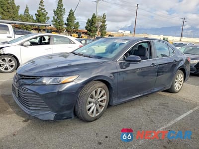 2019 TOYOTA CAMRY LE 4T1B11HK1KU815011 - główne zdjęcie licytacji z USA - miniatura