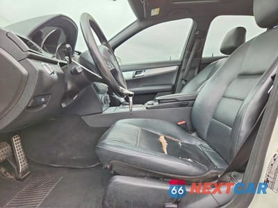 Zdjęcie 7 z 12 samochodu: 2010 MERCEDES-BENZ C 300 VIN:WDDGF5EB1AF437417 - miniatura