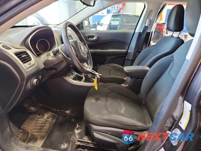 Zdjęcie 7 z 13 samochodu: 2017 JEEP COMPASS SPORT VIN:3C4NJCAB7HT658191 - miniatura