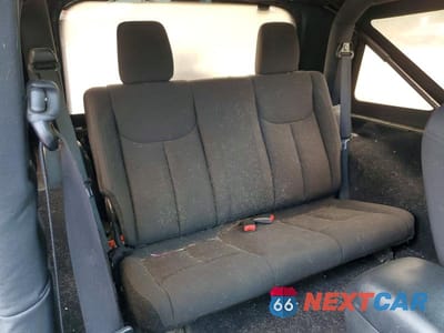 Zdjęcie 10 z 12 samochodu: 2015 JEEP WRANGLER SPORT VIN:1C4AJWAG2FL690938 - miniatura