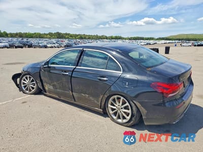 Drugie zdjęcie samochodu z przodu: 2019 MERCEDES-BENZ A 220 4MATIC VIN:WDD3G4FB0KW000966 - miniatura