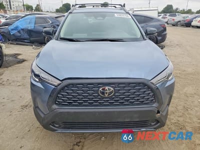 Piąte zdjęcie samochodu w środku: 2025 TOYOTA COROLLA CROSS LE VIN:7MUCAAAG8SV138225 - miniatura