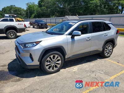 2020 TOYOTA RAV4 XLE PREMIUM JTMC1RFV0LJ021737 - główne zdjęcie licytacji z USA - miniatura