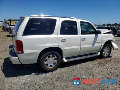 Trzecie zdjęcie samochodu z tyłu: 2004 CADILLAC ESCALADE LUXURY VIN:1GYEK63N34R275027 - miniatura