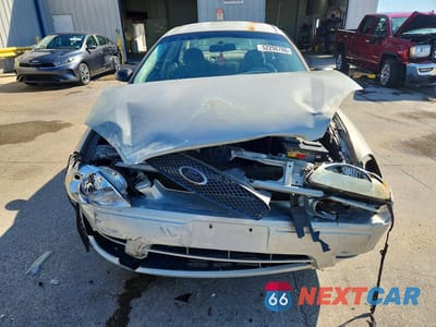 Piąte zdjęcie samochodu w środku: 2005 FORD TAURUS SE VIN:1FAFP53295A139373 - miniatura