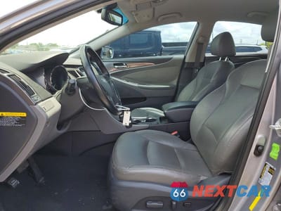 Zdjęcie 7 z 12 samochodu: 2014 HYUNDAI SONATA HYBRID VIN:KMHEC4A48EA112287 - miniatura