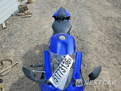 Piąte zdjęcie samochodu w środku: 2025 YAMAHA YZFR7 VIN:JYARM38Y5SA003993 - miniatura