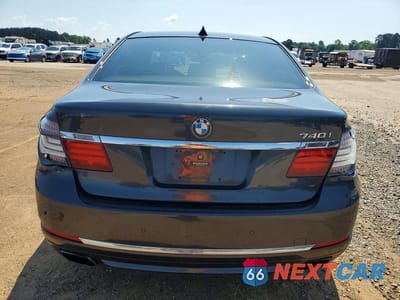 Zdjęcie 6 z 12 samochodu: 2015 BMW 740 I VIN:WBAYA6C59FGK16582 - miniatura