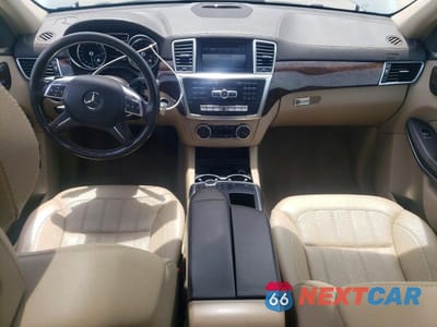 Zdjęcie 8 z 13 samochodu: 2013 MERCEDES-BENZ GL 450 4MATIC VIN:4JGDF7CEXDA211721 - miniatura