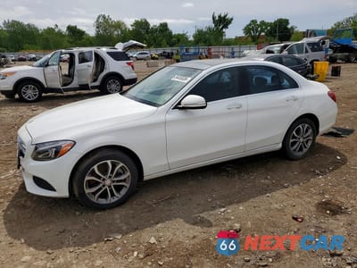 2015 MERCEDES-BENZ C 300 4MATIC 55SWF4KB3FU035669 - główne zdjęcie licytacji z USA - miniatura