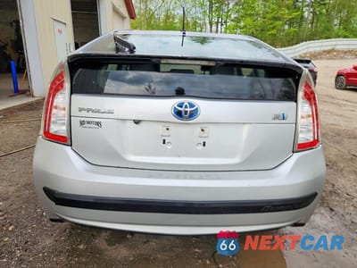 Zdjęcie 6 z 13 samochodu: 2013 TOYOTA PRIUS TWO VIN:JTDKN3DU9D5664492 - miniatura