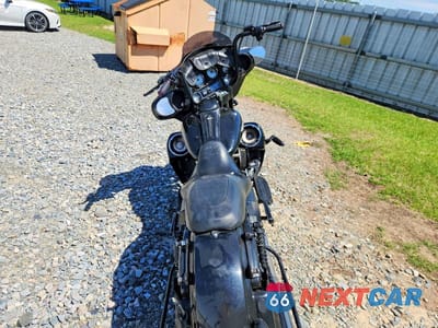 Zdjęcie 6 z 8 samochodu: 2013 HARLEY-DAVIDSON FLHX STREET GLIDE VIN:1HD1KBM1XDB652761 - miniatura