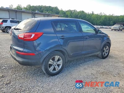 Trzecie zdjęcie samochodu z tyłu: 2012 KIA SPORTAGE LX VIN:KNDPBCA28C7293412 - miniatura