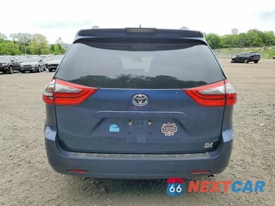 Zdjęcie 6 z 13 samochodu: 2020 TOYOTA SIENNA XLE 7-PASSENGER VIN:5TDDZ3DC6LS242788 - miniatura