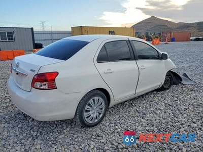 Trzecie zdjęcie samochodu z tyłu: 2009 TOYOTA YARIS BASE VIN:JTDBT903494049691 - miniatura