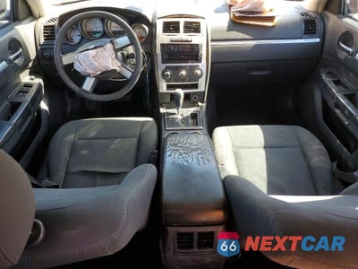 Zdjęcie 8 z 13 samochodu: 2009 DODGE CHARGER SXT VIN:2B3KA33V79H622197 - miniatura