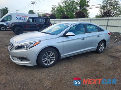 2015 HYUNDAI SONATA SE 5NPE24AF7FH149060 - główne zdjęcie licytacji z USA - miniatura