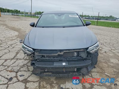 Piąte zdjęcie samochodu w środku: 2023 VOLKSWAGEN JETTA SPORT VIN:3VWAM7BU9PM036002 - miniatura