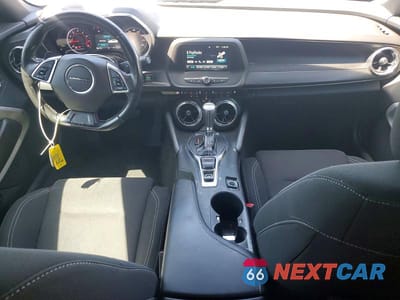 Zdjęcie 8 z 12 samochodu: 2018 CHEVROLET CAMARO LT VIN:1G1FB1RX1J0191853 - miniatura