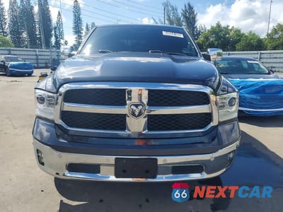 Piąte zdjęcie samochodu w środku: 2018 RAM 1500 LARAMIE VIN:1C6RR7NT4JS148898 - miniatura