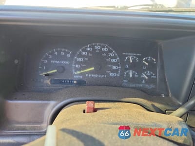Zdjęcie 9 z 12 samochodu: 2000 CHEVROLET GMT-400 C2500 VIN:1GCGC24R5YR110365 - miniatura