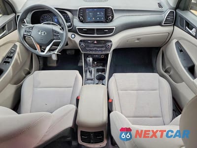 Zdjęcie 8 z 13 samochodu: 2019 HYUNDAI TUCSON SEL VIN:KM8J33AL3KU897408 - miniatura