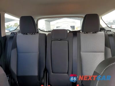 Zdjęcie 10 z 14 samochodu: 2017 FORD ESCAPE SE VIN:1FMCU0GD8HUB02902 - miniatura