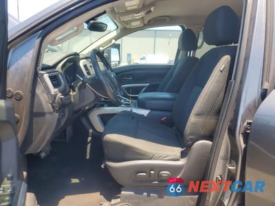 Zdjęcie 7 z 13 samochodu: 2016 NISSAN TITAN XD SV VIN:1N6BA1F43GN506244 - miniatura