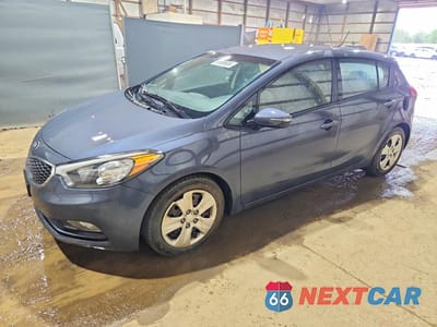 2016 KIA FORTE LX KNAFK5A84G5622357 - główne zdjęcie licytacji z USA - miniatura