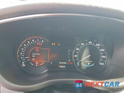 Zdjęcie 9 z 13 samochodu: 2019 LINCOLN MKC VIN:5LMCJ1C99KUL46966 - miniatura