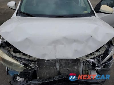 Zdjęcie 11 z 12 samochodu: 2016 TOYOTA COROLLA L VIN:5YFBURHE7GP565167 - miniatura