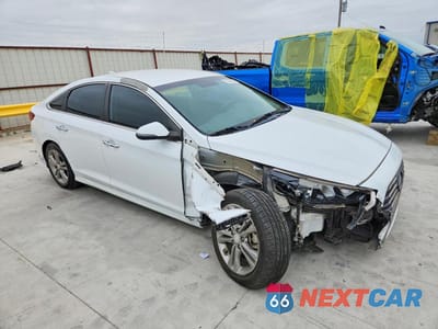 Czwarte zdjęcie samochodu z boku: 2018 HYUNDAI SONATA SEL VIN:5NPE34AF0JH641855 - miniatura