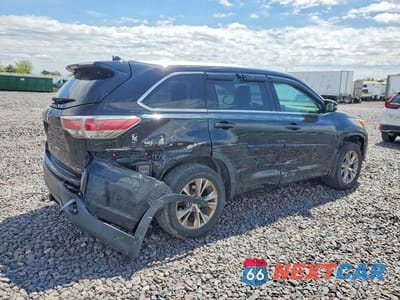 Trzecie zdjęcie samochodu z tyłu: 2015 TOYOTA HIGHLANDER XLE VIN:5TDJKRFH8FS132302 - miniatura